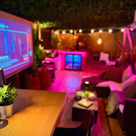 Κάμπινγκ The Secret Garden Glamping Wexford