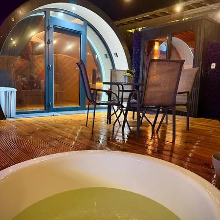 The Secret Garden Glamping Wexford Κάμπινγκ *