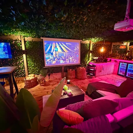 Κάμπινγκ The Secret Garden Glamping Wexford *