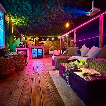 The Secret Garden Glamping Wexford Κάμπινγκ