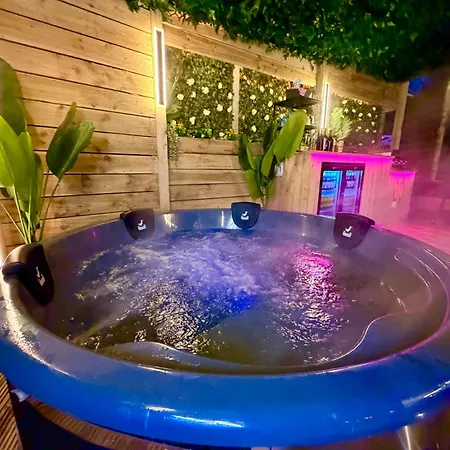 The Secret Garden Glamping Wexford Κάμπινγκ Ballintlea