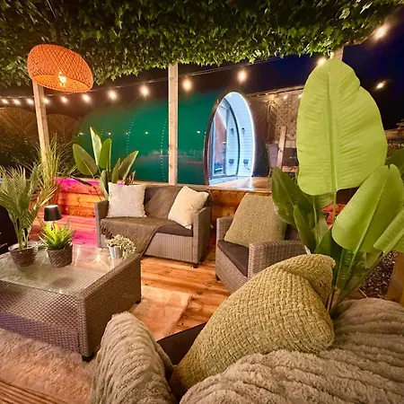 Κάμπινγκ The Secret Garden Glamping Wexford Ballintlea