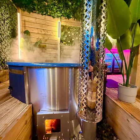 Κάμπινγκ The Secret Garden Glamping Wexford Ballintlea