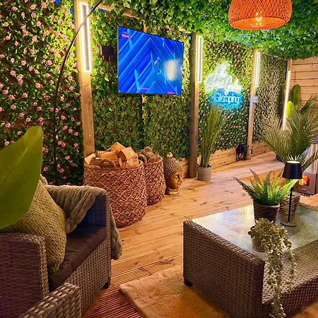 Κάμπινγκ The Secret Garden Glamping Wexford Ballintlea