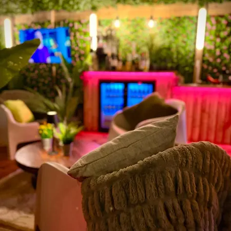 The Secret Garden Glamping Wexford Κάμπινγκ Ballintlea