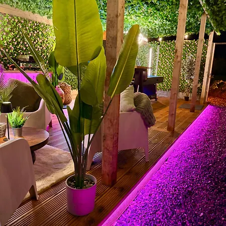 Κάμπινγκ The Secret Garden Glamping Wexford